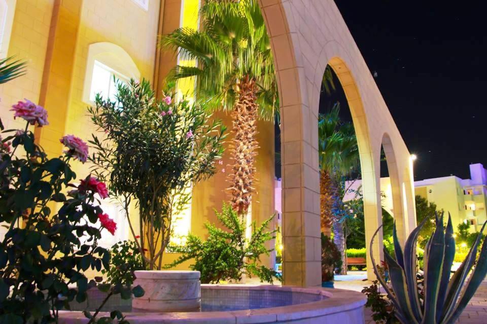 Апартаменты В Комплексе Caesar Resort & Spa Trikomo Bagian luar foto